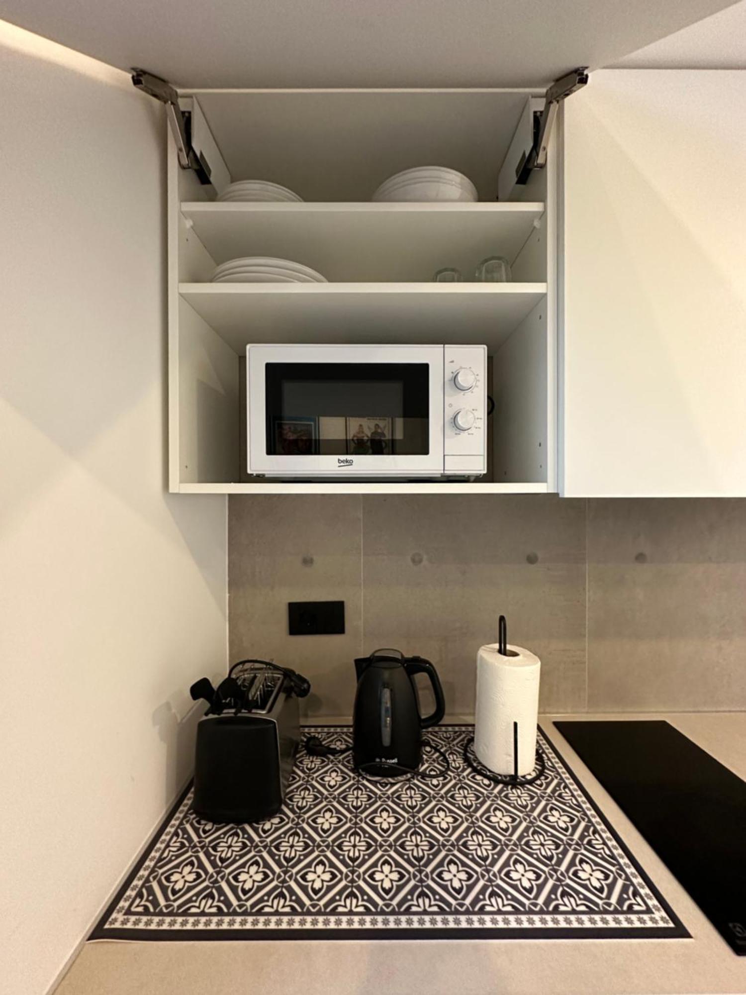 Legacy Of Milan, A Stylish Mini Loft * Milaan